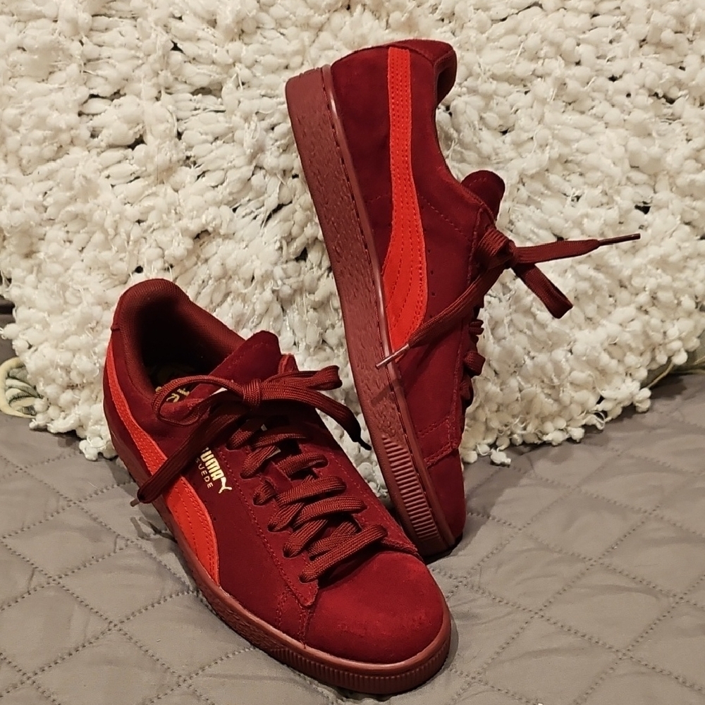 Puma Limited Edition Classic Puma Deep Red Velvet Womens Sneakers